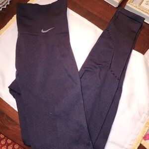 Nike women's dry fit leggings black size small